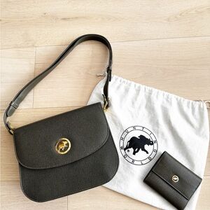 Stylish Black Crossbody Bag and Wallet by Hunting World